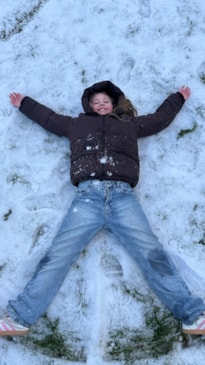 4dfbaf0f-5d0a-4c83-89cc-b07888282a34