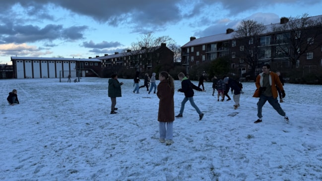 B27537BE-2FD6-424E-86B2-431235B0D0DF